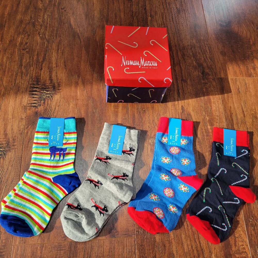 New in Box Boy's Neiman Marcus Holiday Socks Ages 5-9